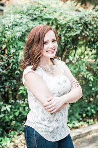 Meet your Posher, Lauren